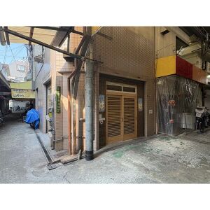 鶴橋駅徒歩2分　駅から近く好立地！1階路面の居抜き物件